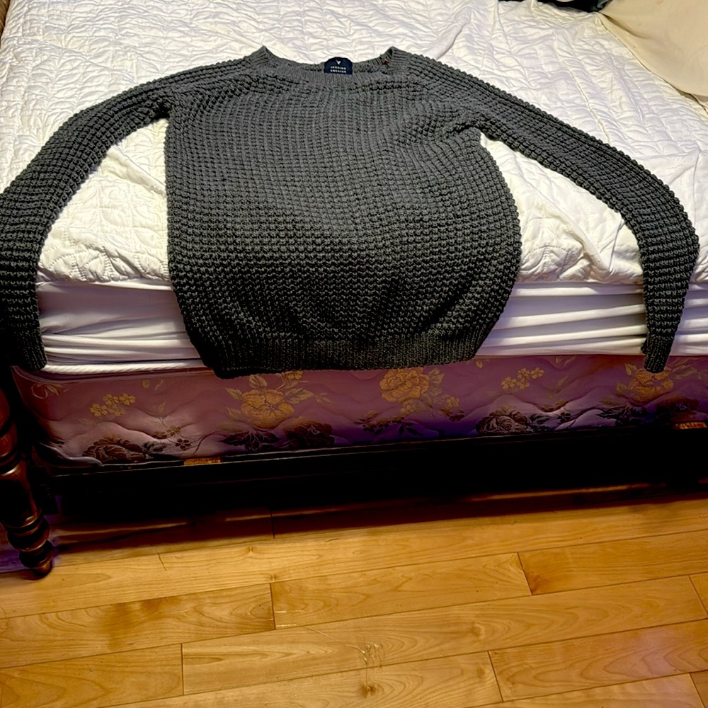 Grey sweater